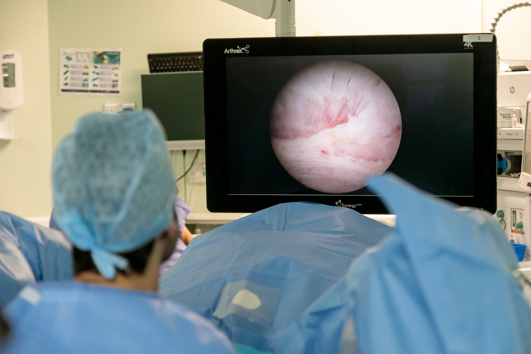 Dr Hadjipavlou performing HoLEP surgery
